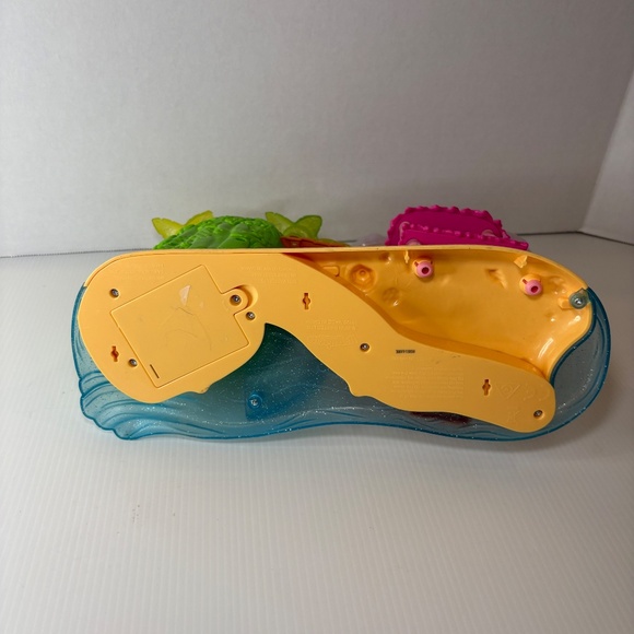 Hatchimals CollEGGtibles Tropical Party Play Set WORKS